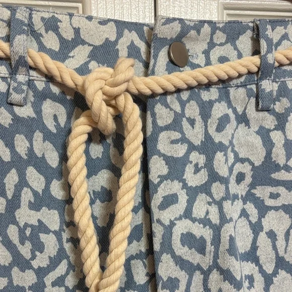 White Birch High Waist Animal Print Shorts with Rope Belt - Picture 2 of 4